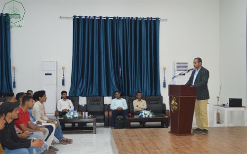 ادارة وطلاب كلية الادارة والاقتصاد في زيارة لمصنع الوطنية لتعليب الأسماك بالشحر