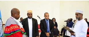 Alumni Unit of Al-Ahgaff University congratulates the graduate Salem Hamad Saleh on his appointment as a member of the Supreme Court Scholars Authority of the Zanzibar Government