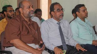 The Faculty of Administration and Economics at Al-Ahgaff University honors the top students at all levels