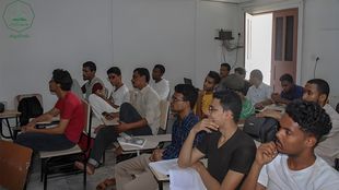 The Faculty of Engineering and Computer Science at Al-Ahgaff University is holding the fourth week of the presentations program under the supervision of the English Language Unit for the academic year 2022-2023