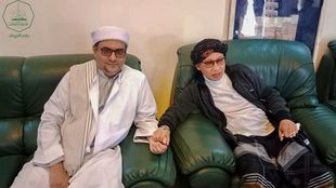 The Dean of the Faculty of Sharia and Law, Al-Ahgaff University receives Professor Yahya Al-Jamzuri Zain Al-Maaref, Director of Al-Bahja Institute in Indonesia