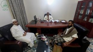 Al-Ahgaff University receives a representative of Al-Mahra Governorate students to arrange for universities in Hadramout Governorate