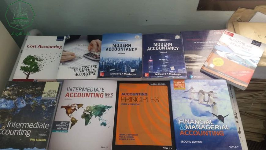 Al-Ahgaff University provides its scientific library with the latest scientific references in accounting and management