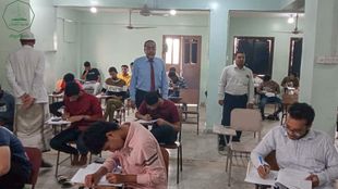 Al-Ahgaff University launches the first semester exams at the Faculty of Administration and Economics for the academic year 2022-2023