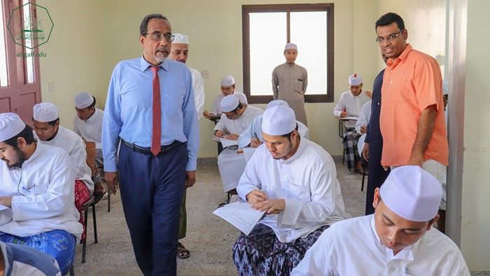 Al-Ahgaff University launches semester exams for first-level, second-group students at the College of Sharia and Law