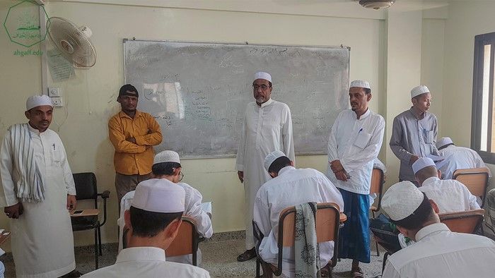 Al-Ahgaff University launches the second semester exams at the Faculty of Sharia and Law for the year 2022-2023